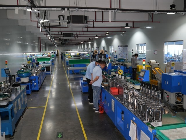 SCED ELECTRONICS CO., LTD. 工場生産ライン