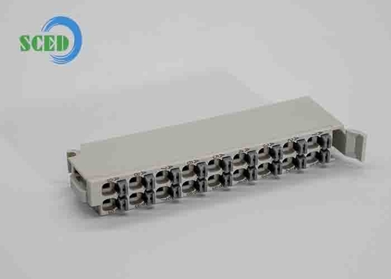 女性用プラグイン可能な端末ブロックコネクタ 7.6mm ピッチ 150V 8A 2*9 ポール PA66