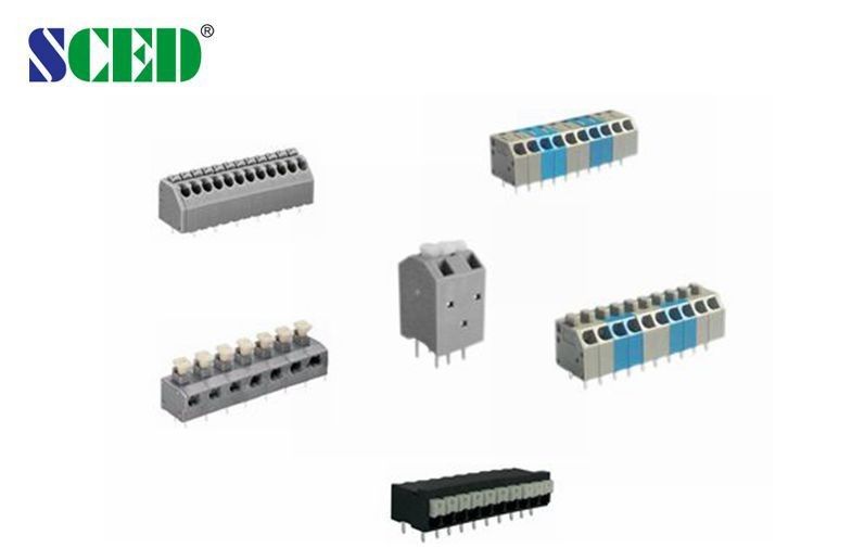 45度ワイヤー入口のばねのターミナル ブロック ピッチ3.50mm 300v 2P - 28P
