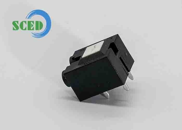 ブラック 300V 10A PBT スクロール型電源接続用端末ブロック -40C- 105C