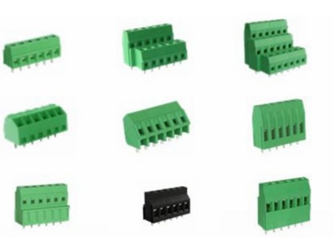 10A 2P-28P直角ワイヤー入口のターミナル ブロックPCBピッチ3.81mm 300v