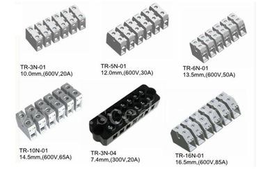 PA66絶縁材600V 30Aはターミナル ブロック ピッチ12.00mmを通って与える
