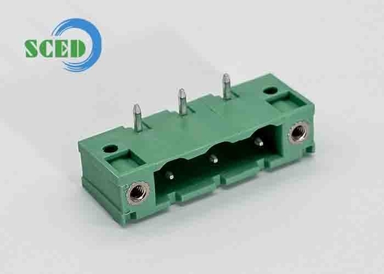男性ソケットヘッダーピッチ 7.62mm 300V 18A PA66 プラグイン可能な端末ブロック