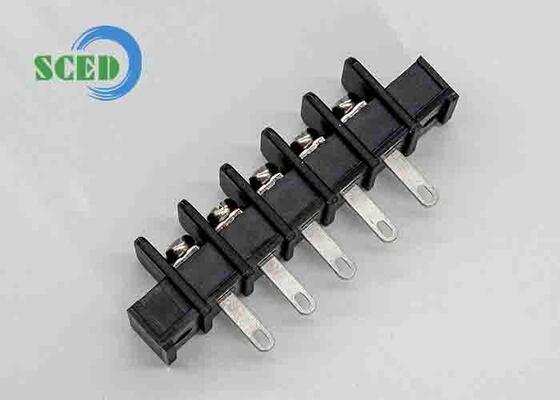 2つのポールとUL94V0炎症性クラスを持つ2.5mm2のバリアターミナルブロックを指定して接続し,回路保護を確保する